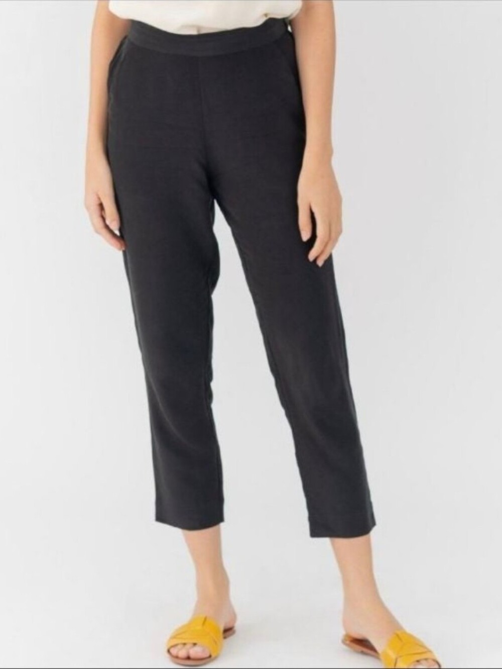 NWT Grana 100% silk pants in navy XXS